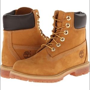 🌟WOMEN’S TIMBERLAND BOOTS